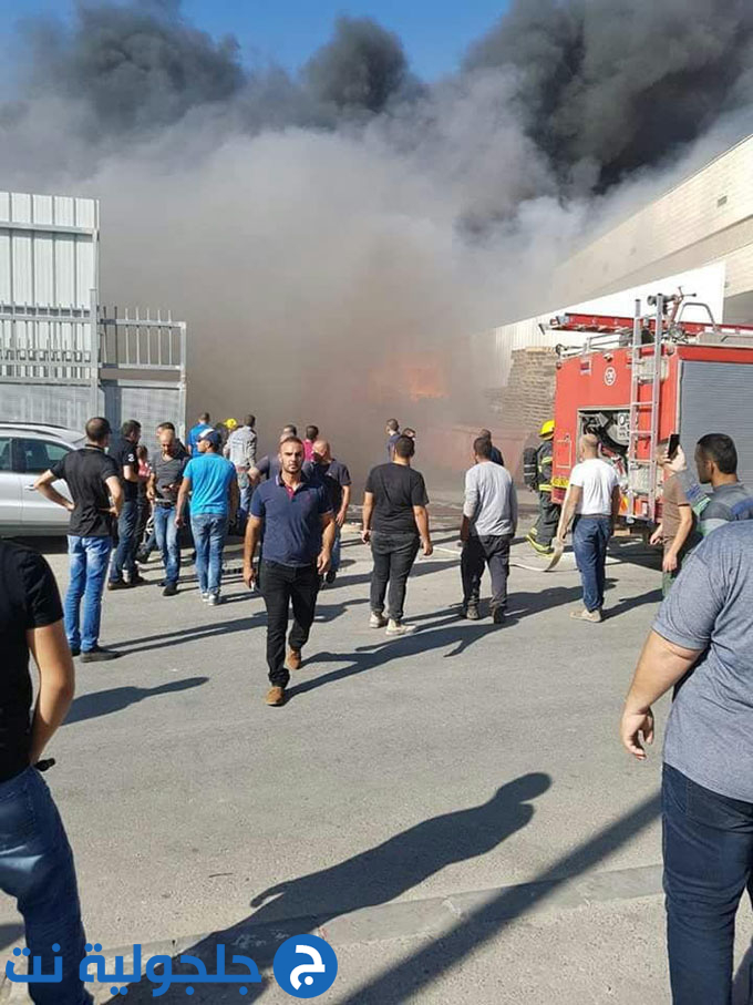 اندلاع حريق هائل في أحد المصانع في كفركنا